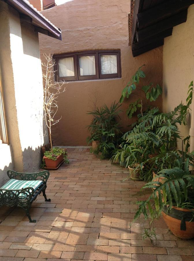 Charlie'S Spot - The Gardens Hotel Johannesburg Exterior photo